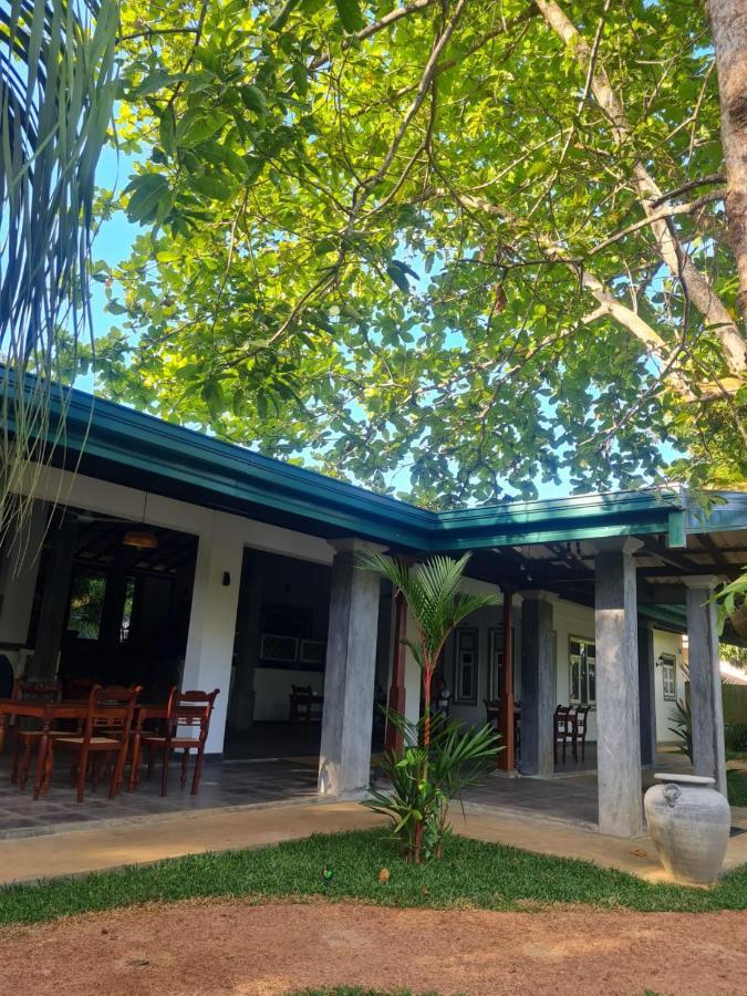 Villa Birdlake Hikkaduwa Kültér fotó